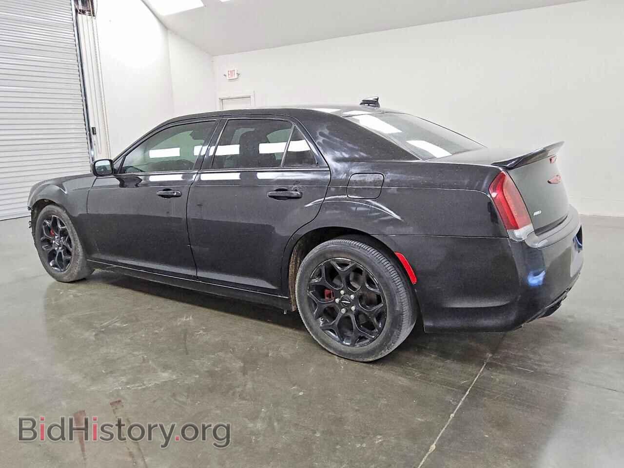 2018 CHRYSLER 300 - VIN: 2C3CCAGG8JH226558 - Фото 2