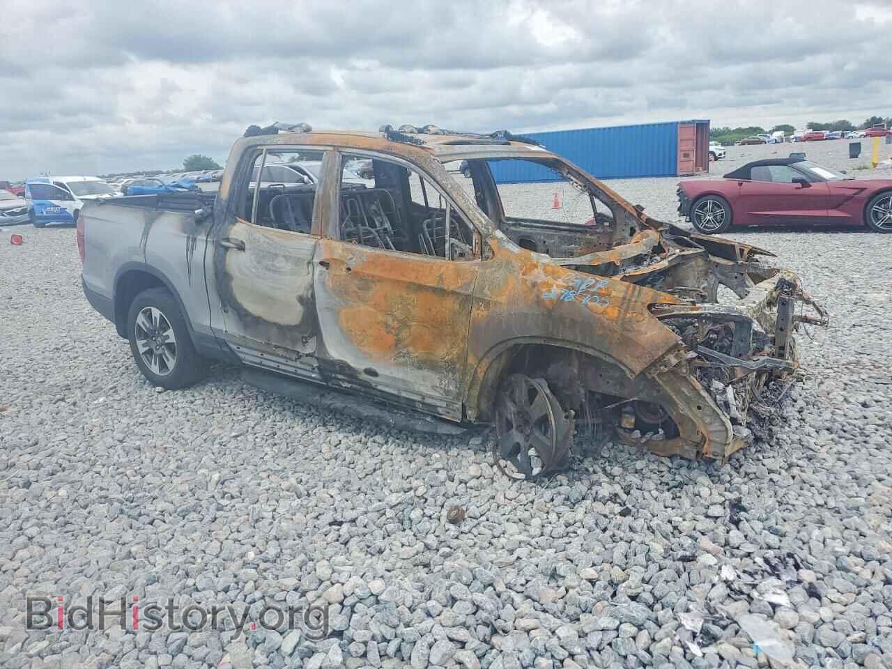 2019 HONDA RIDGELINE - VIN: 5FPYK3F7XKB024806 - Photo 4