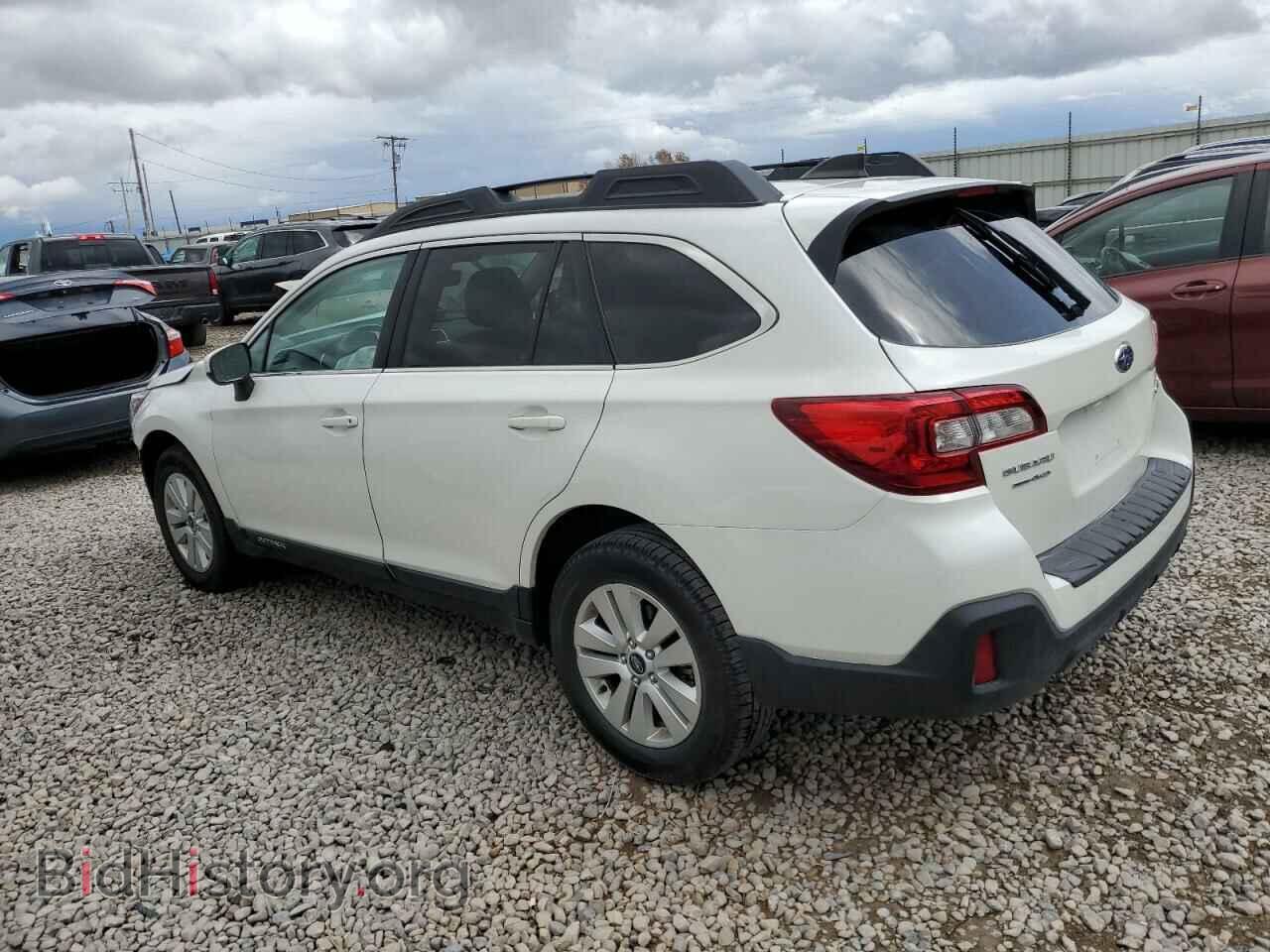 2019 SUBARU OUTBACK - VIN: 4S4BSAFC2K3262268 - Фото 2