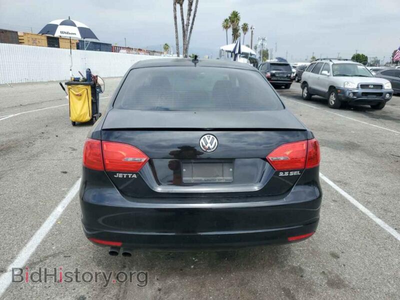 2012 Volkswagen JETTA (VIN 3VWLP7AJ4CM305301) — фото 6 из 13