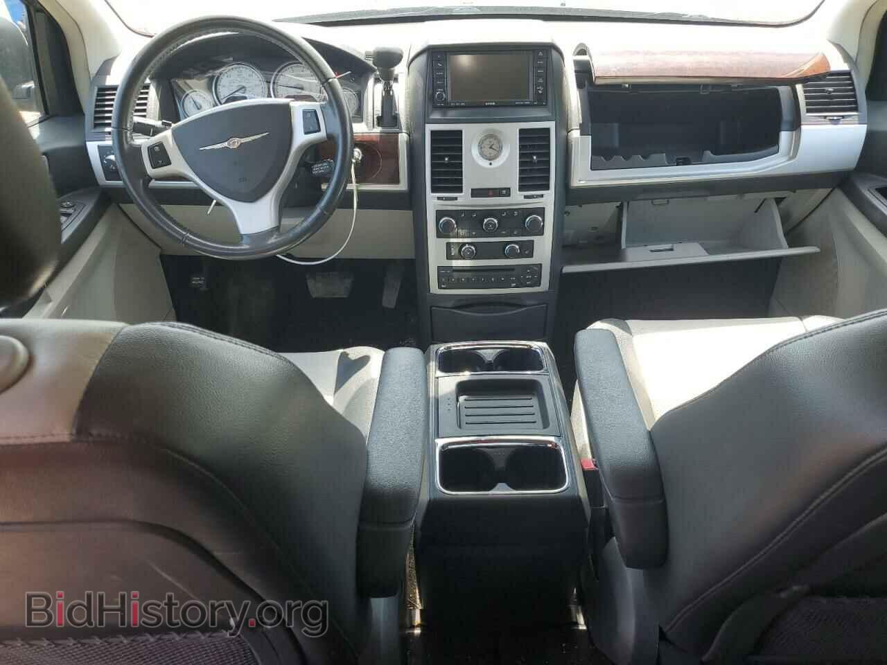 2010 CHRYSLER MINIVAN - VIN: 2A4RR8DXXAR398645 - Фото 8