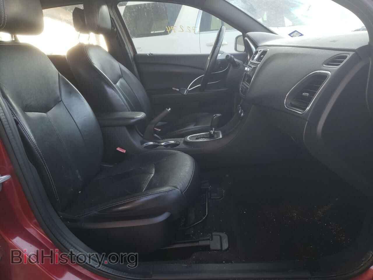 2011 CHRYSLER 200 - VIN: 1C3BC2FG6BN575617 - Фото 5