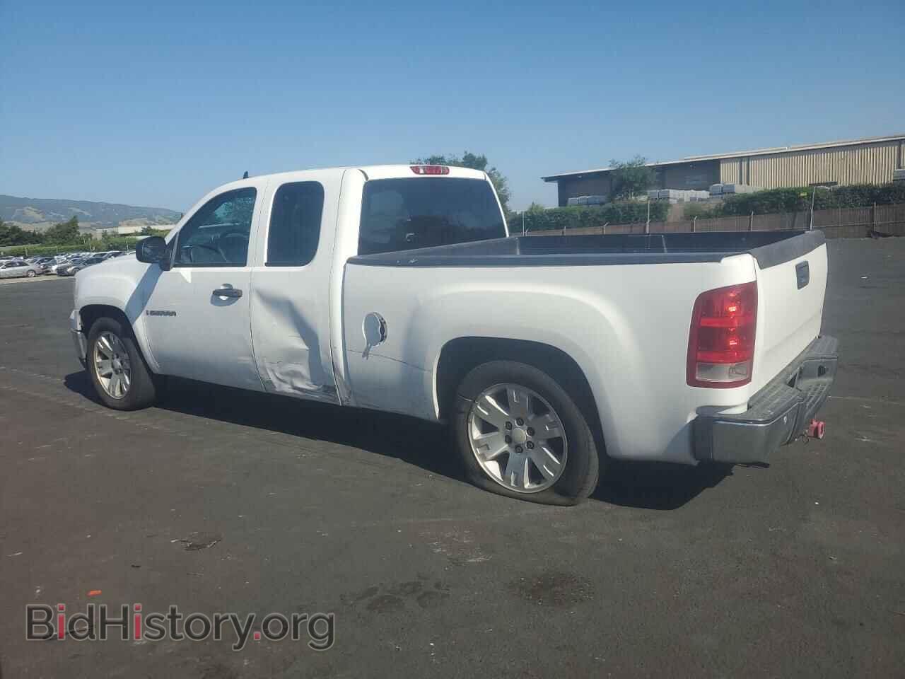 2008 GMC SIERRA - VIN: 2GTEC19J381237225 - Фото 2