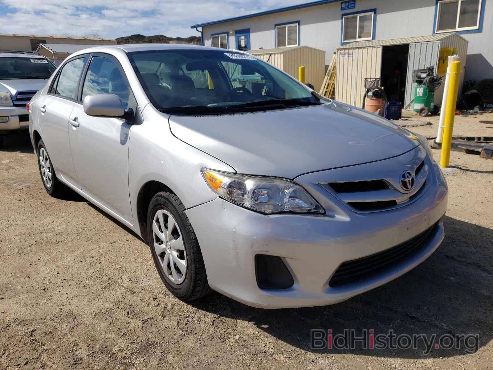 Photo 2T1BU4EE4BC663153 - TOYOTA COROLLA 2011