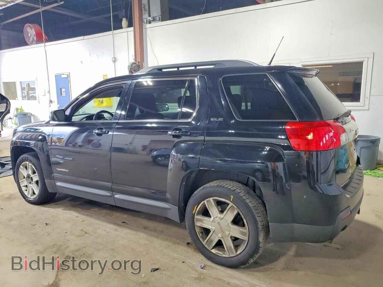 2010 GMC TERRAIN - VIN: 2CTFLEEY2A6282023 - Photo 2