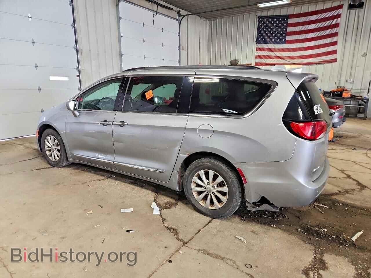 2017 CHRYSLER PACIFICA - VIN: 2C4RC1BG3HR539583 - Photo 2