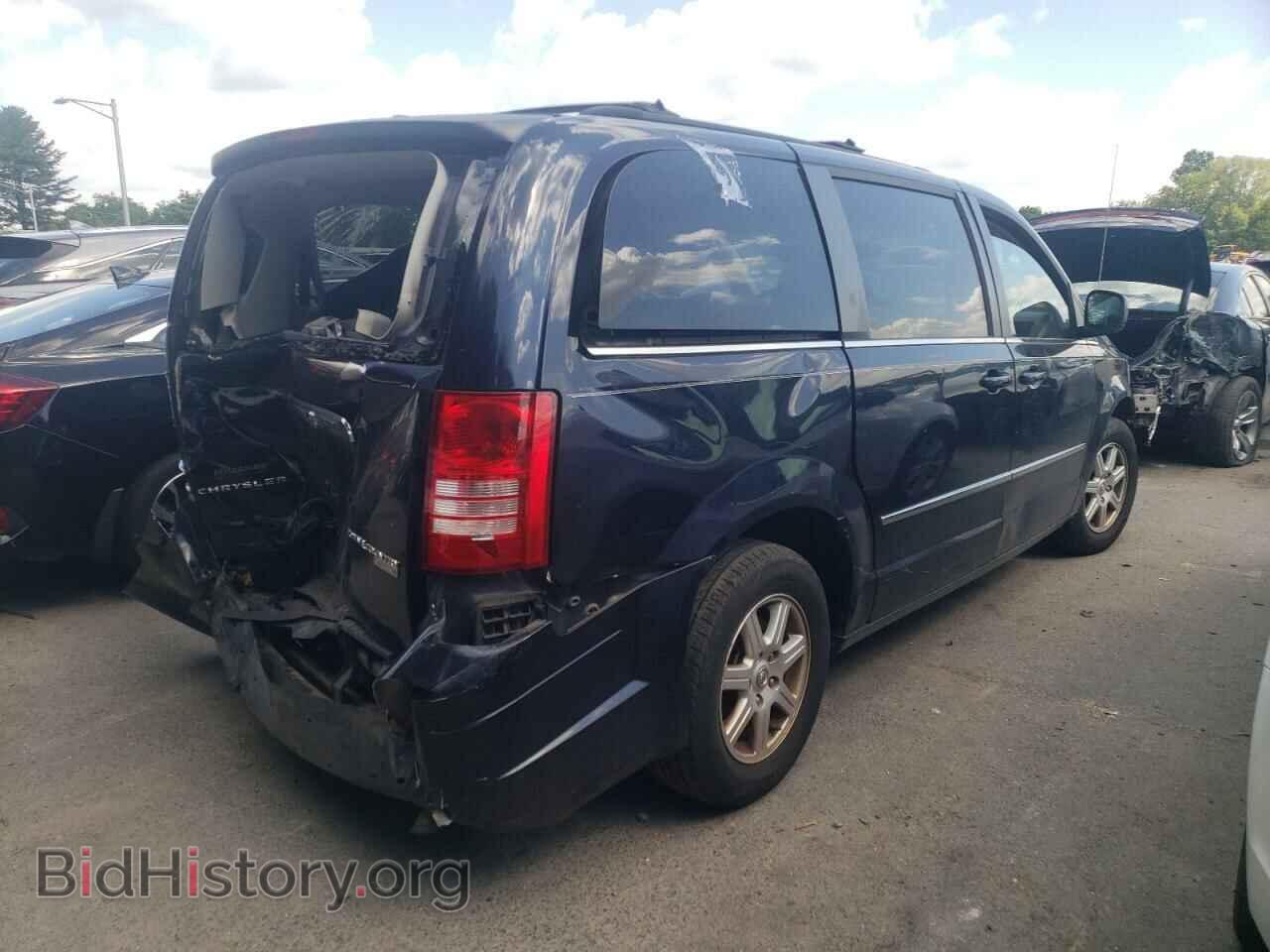 2010 CHRYSLER MINIVAN - VIN: 2A4RR8D17AR381023 - Photo 4