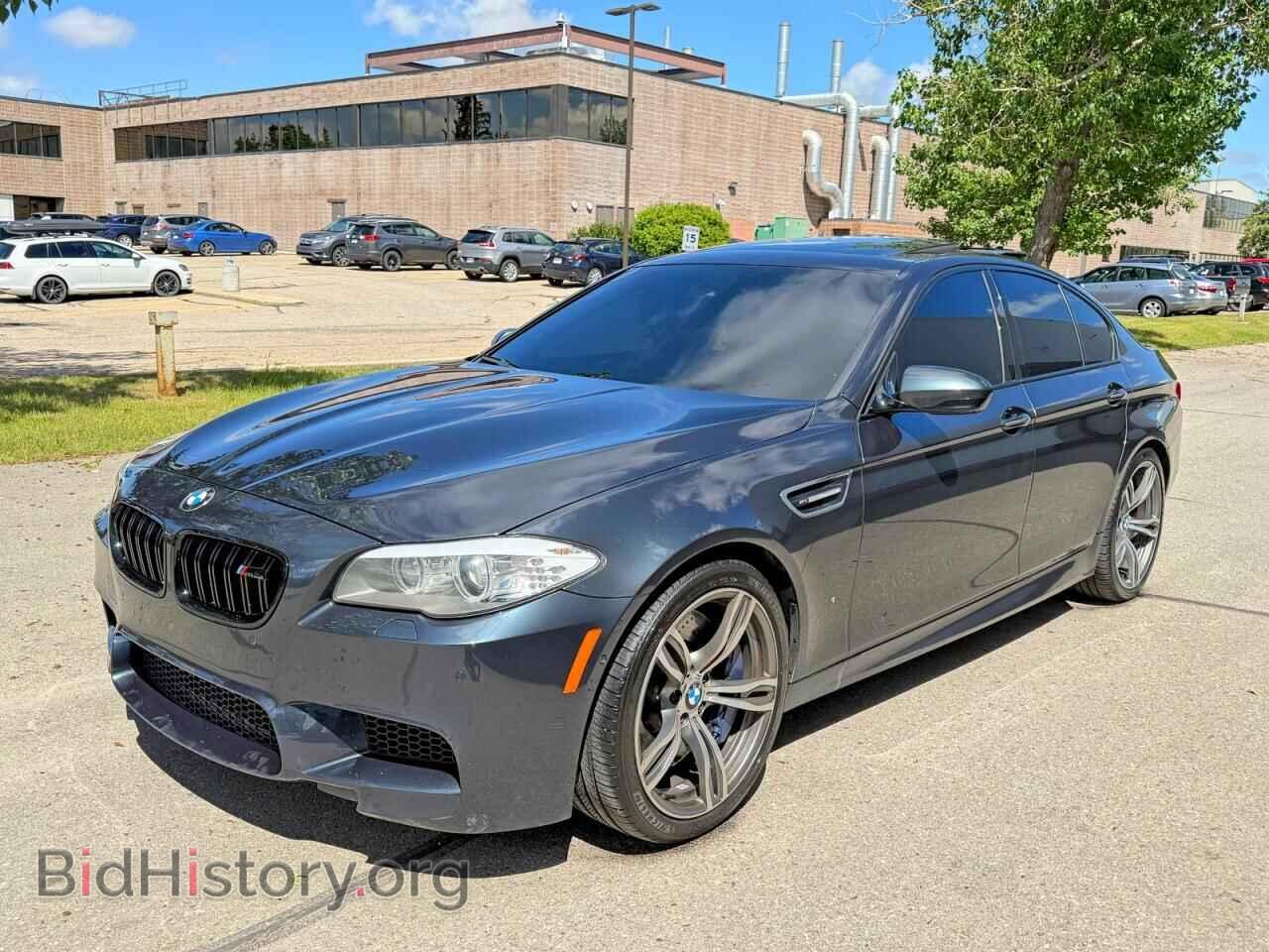 2012 BMW M5 - VIN: WBSFV9C57CC772384 - Photo 2