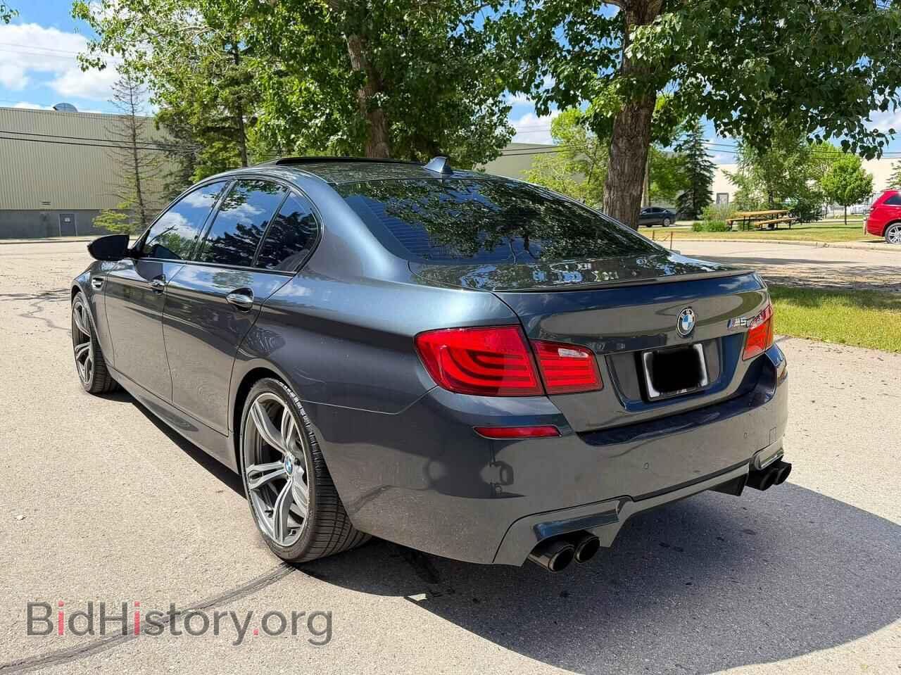 2012 BMW M5 - VIN: WBSFV9C57CC772384 - Photo 3