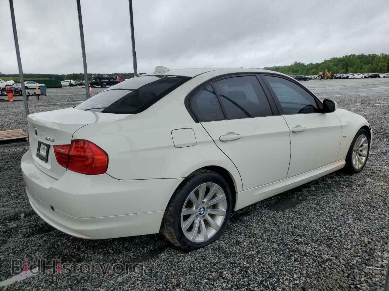 2011 BMW 3 SERIES - VIN: WBAPH7G56BNN07375 - Фото 3