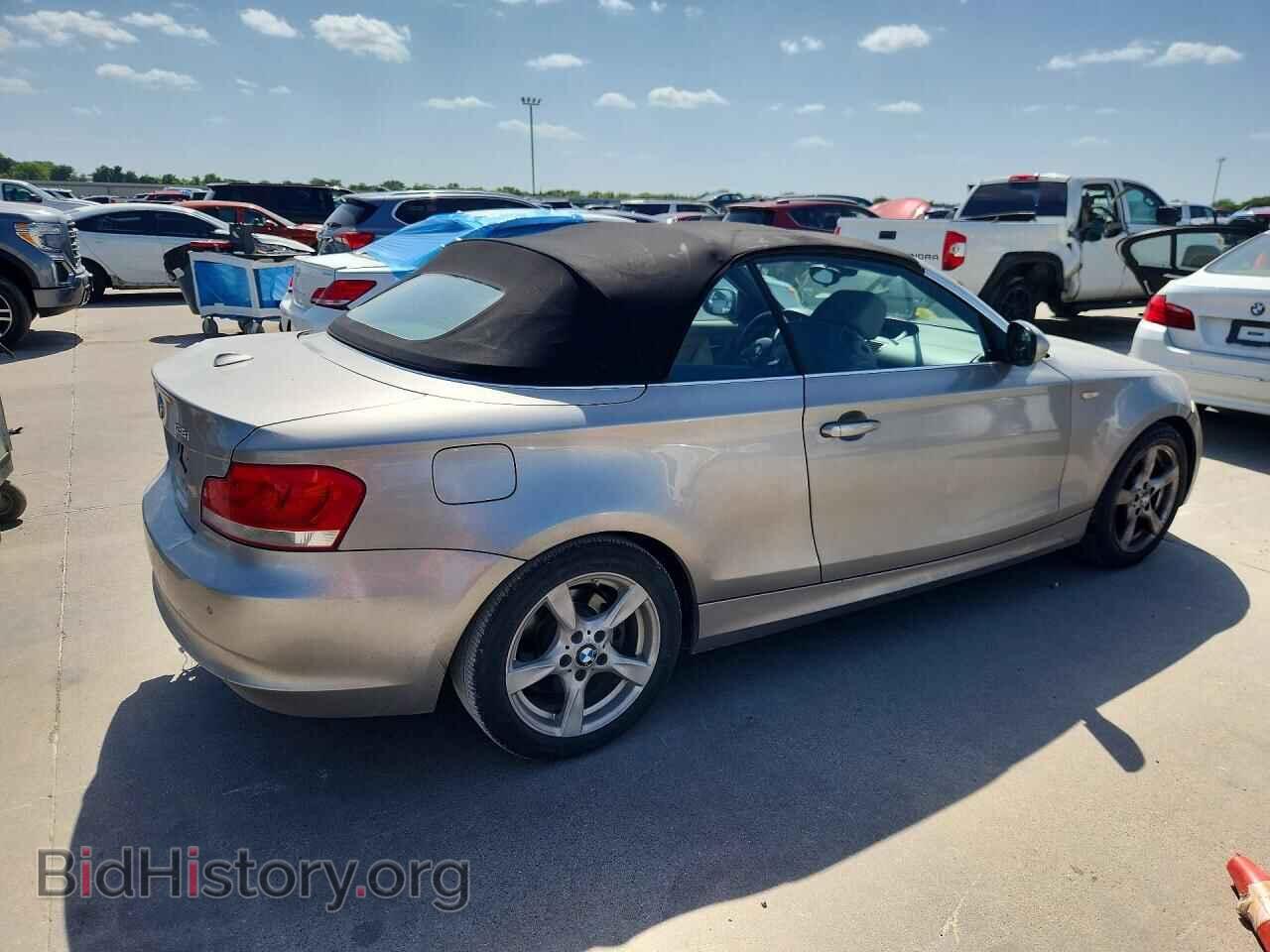2012 BMW 1 SERIES - VIN: WBAUL7C56CVM83426 - Фото 3