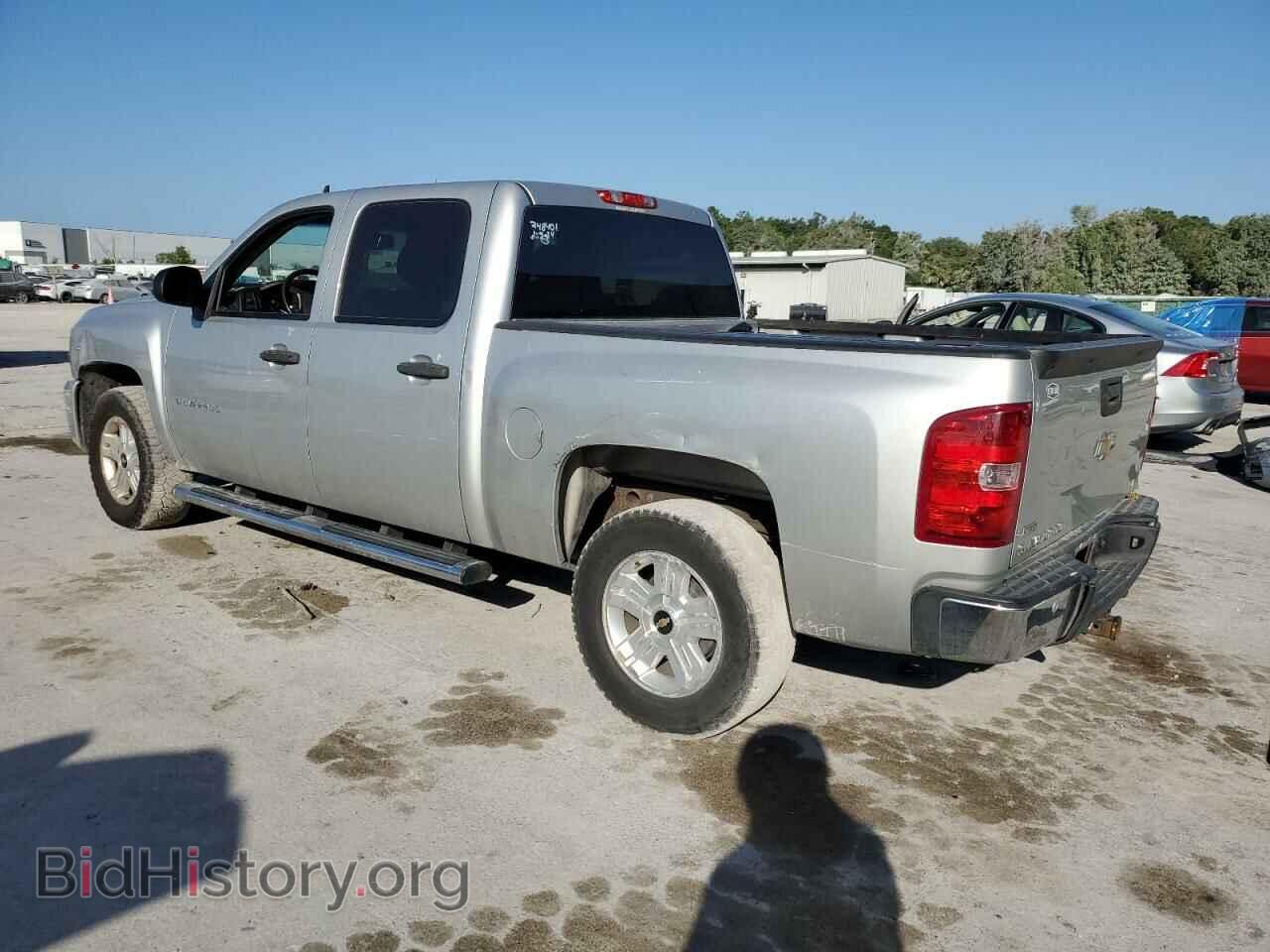 2011 CHEVROLET ALL Models - VIN: 3GCPKSE34BG337969 - Фото 2
