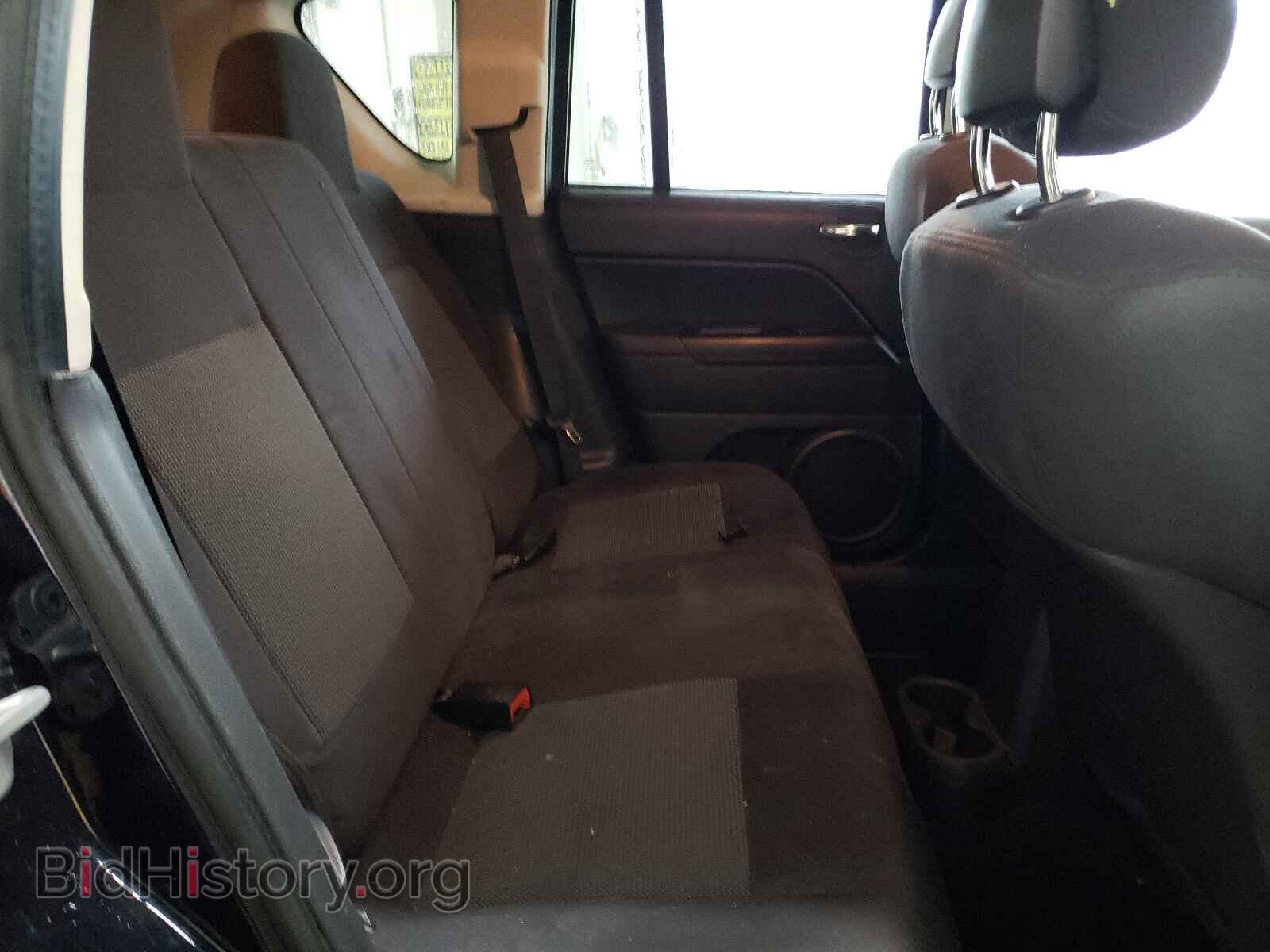 2011 JEEP COMPASS - VIN: 1J4NT1FA4BD138228 - Photo 6