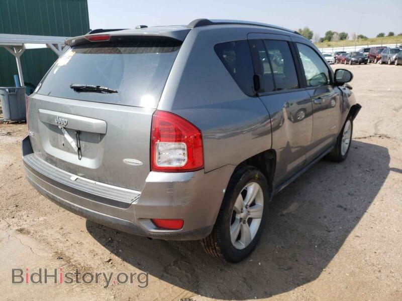 2011 Jeep COMPASS (VIN 1J4NF1FB4BD240130) — photo 4 of 10