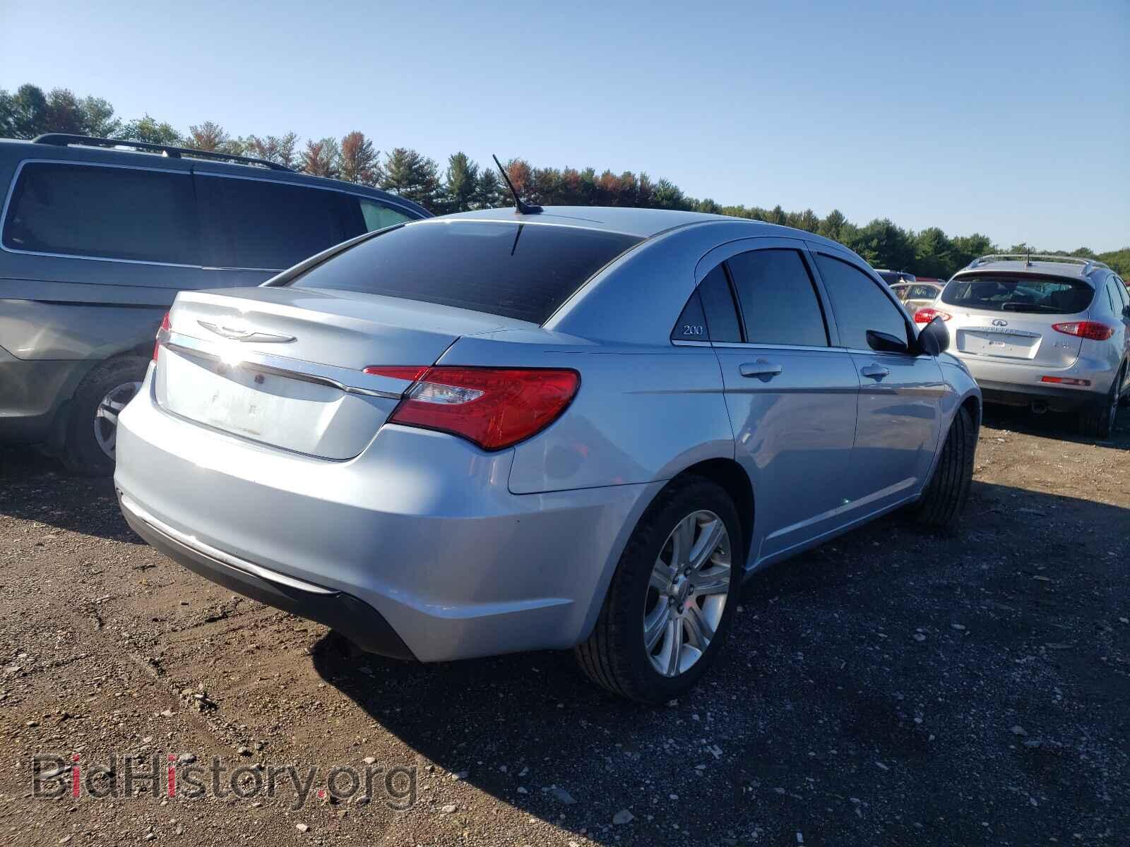 2013 CHRYSLER 200 - VIN: 1C3CCBAB1DN733204 - Фото 4