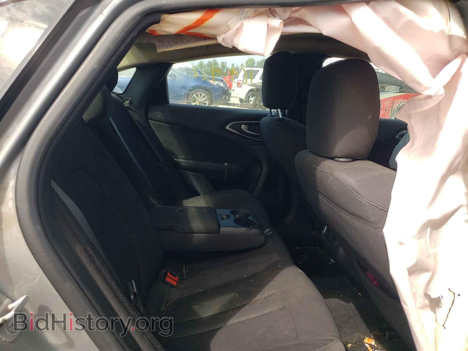 2015 CHRYSLER 200 - VIN: 1C3CCCAB8FN532179 - Фото 6
