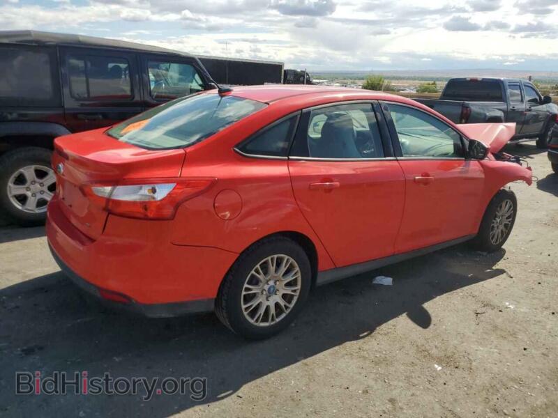 2012 Ford FOCUS (VIN 1FAHP3F2XCL178242) — фото 3 из 12
