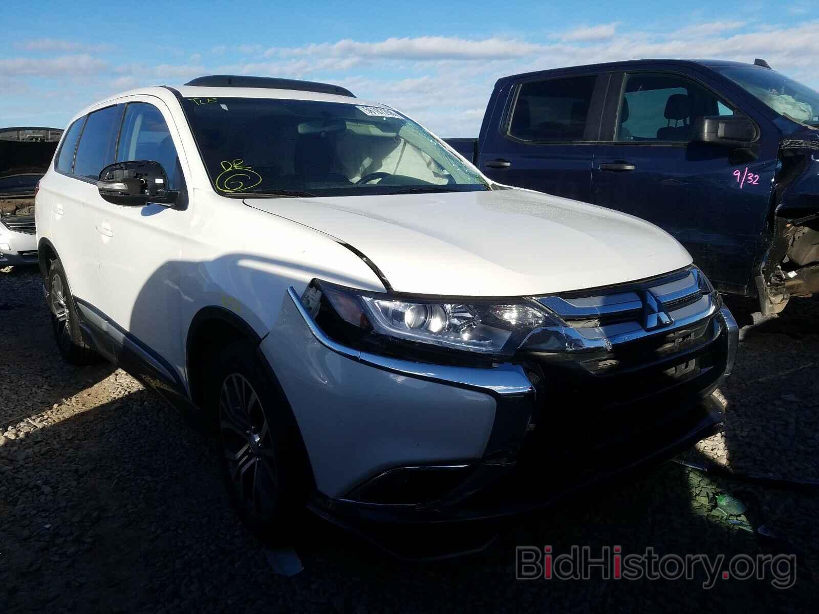 Photo JA4AZ3A39HZ003730 - MITSUBISHI OUTLANDER 2017