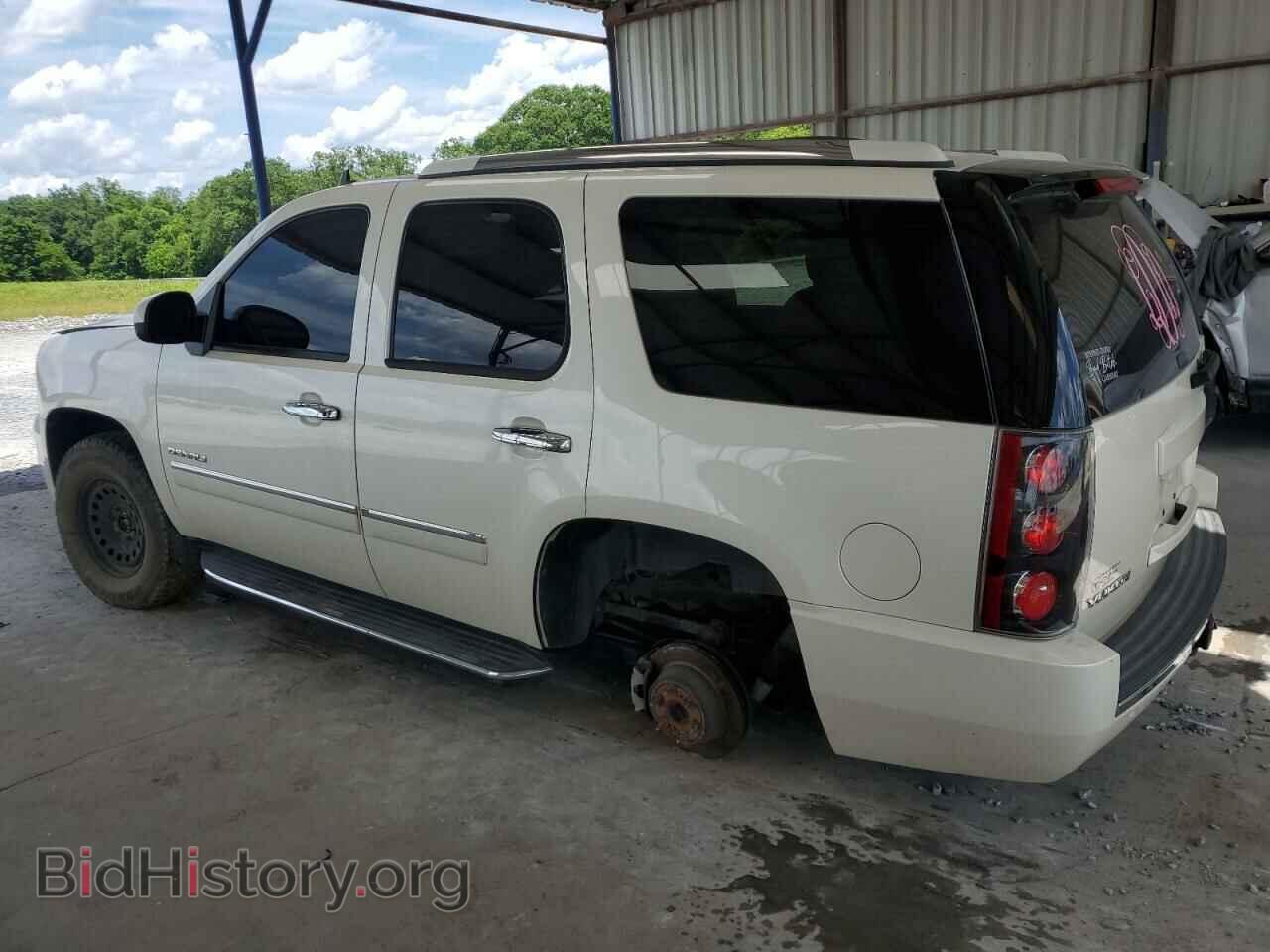 2013 GMC YUKON - VIN: 1GKS2EEF6DR367049 - Фото 2
