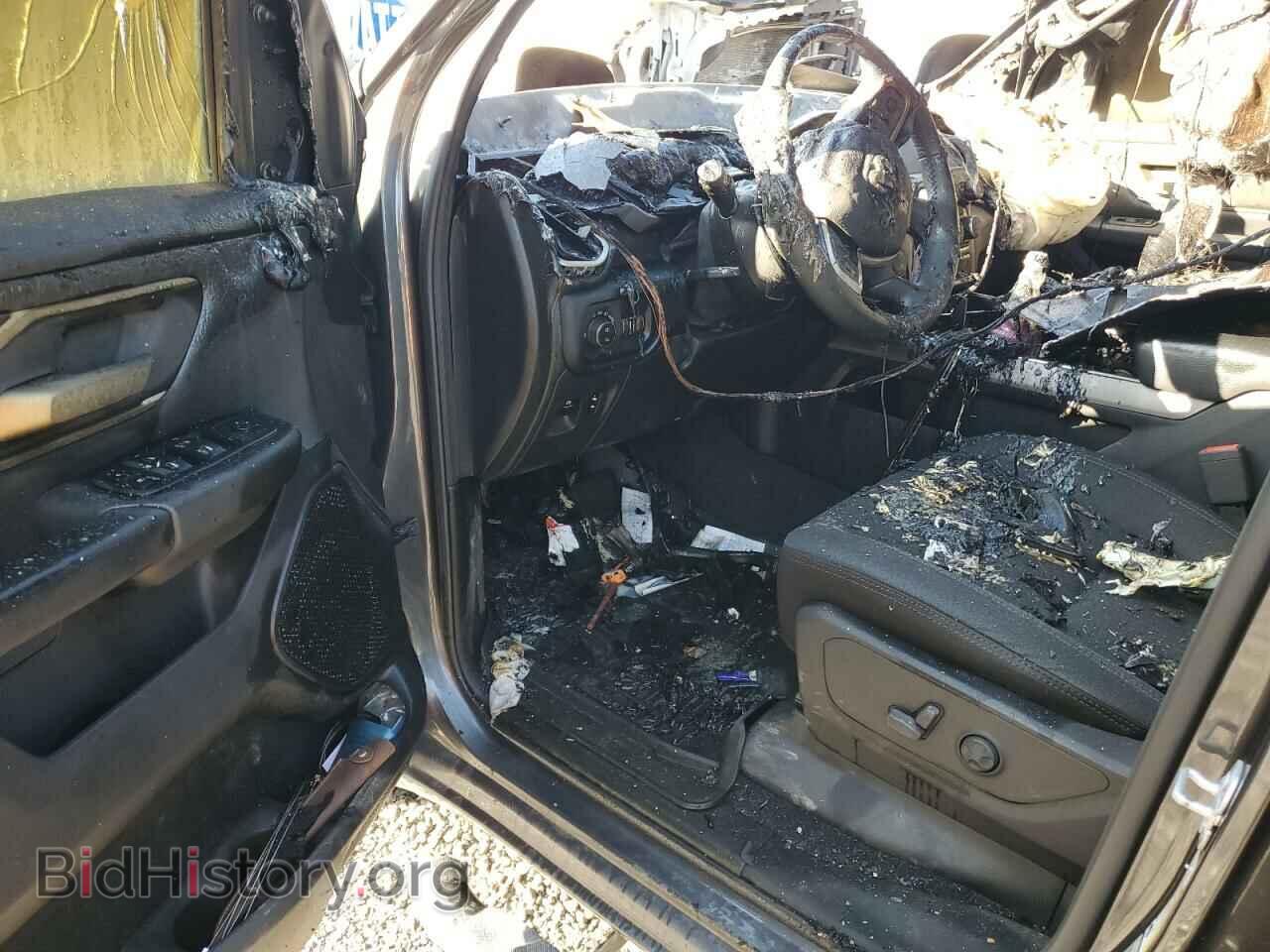 2019 RAM 1500 - VIN: 1C6SRFFT0KN623456 - Фото 8