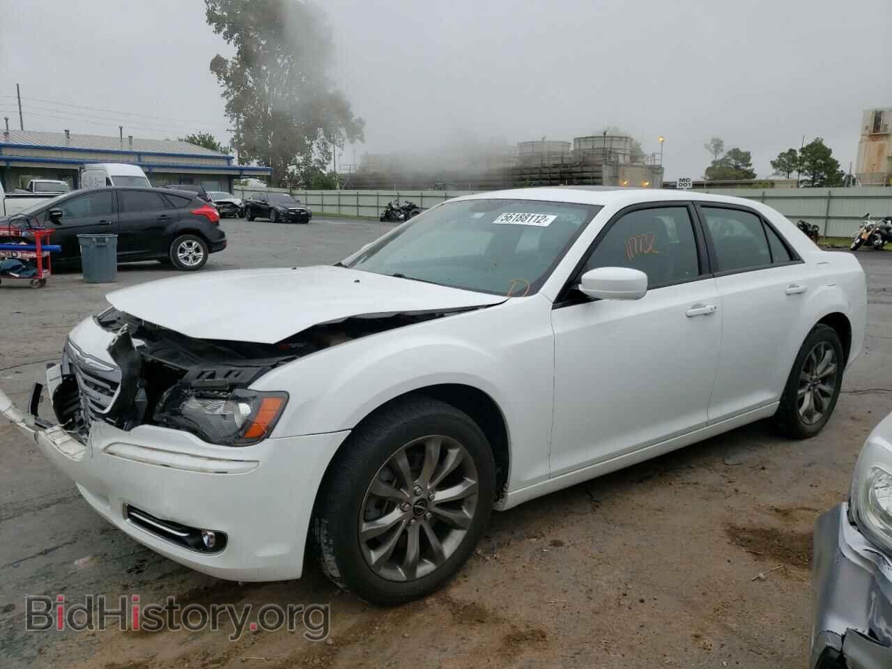 2014 CHRYSLER 300 - VIN: 2C3CCAGG0EH283746 - Фото 2