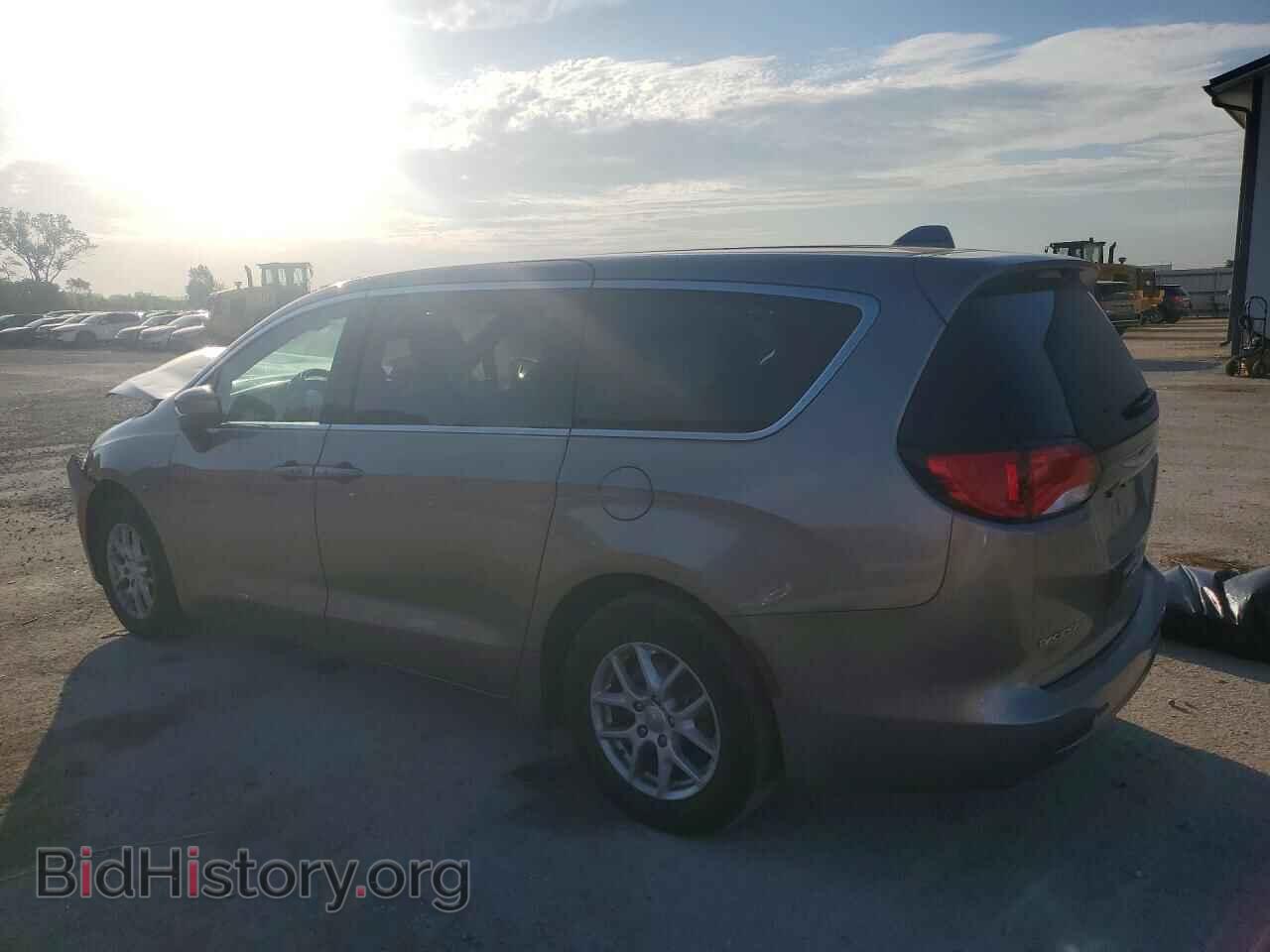 2017 CHRYSLER PACIFICA - VIN: 2C4RC1DG4HR836150 - Photo 2
