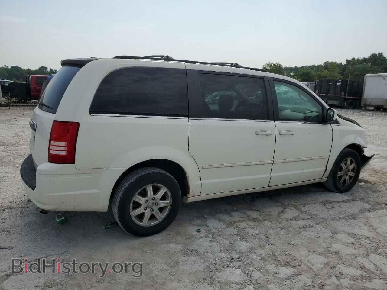 2008 CHRYSLER MINIVAN - VIN: 2A8HR54P98R735941 - Фото 3