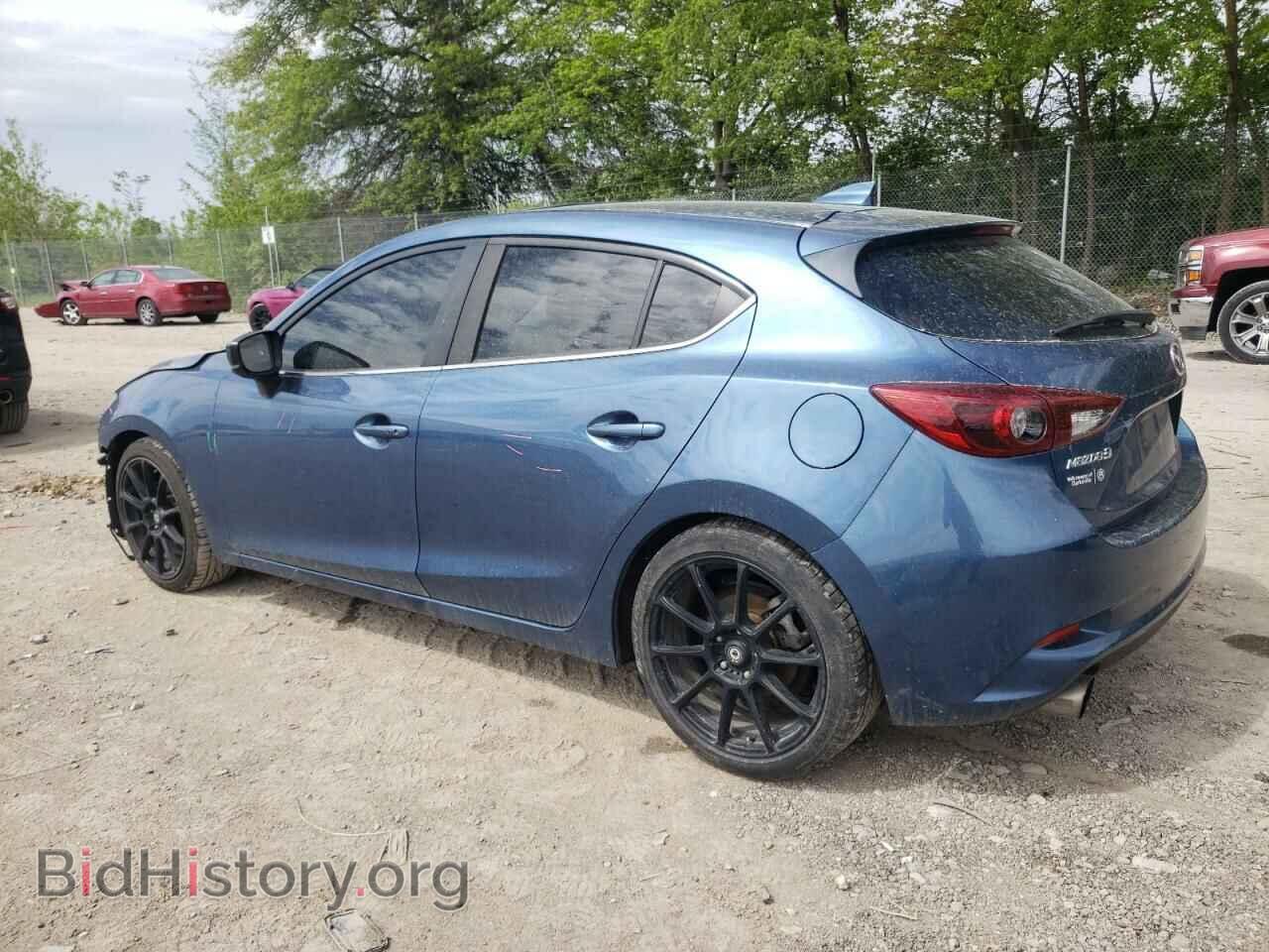 2018 MAZDA 3 - VIN: 3MZBN1M32JM272016 - Фото 2