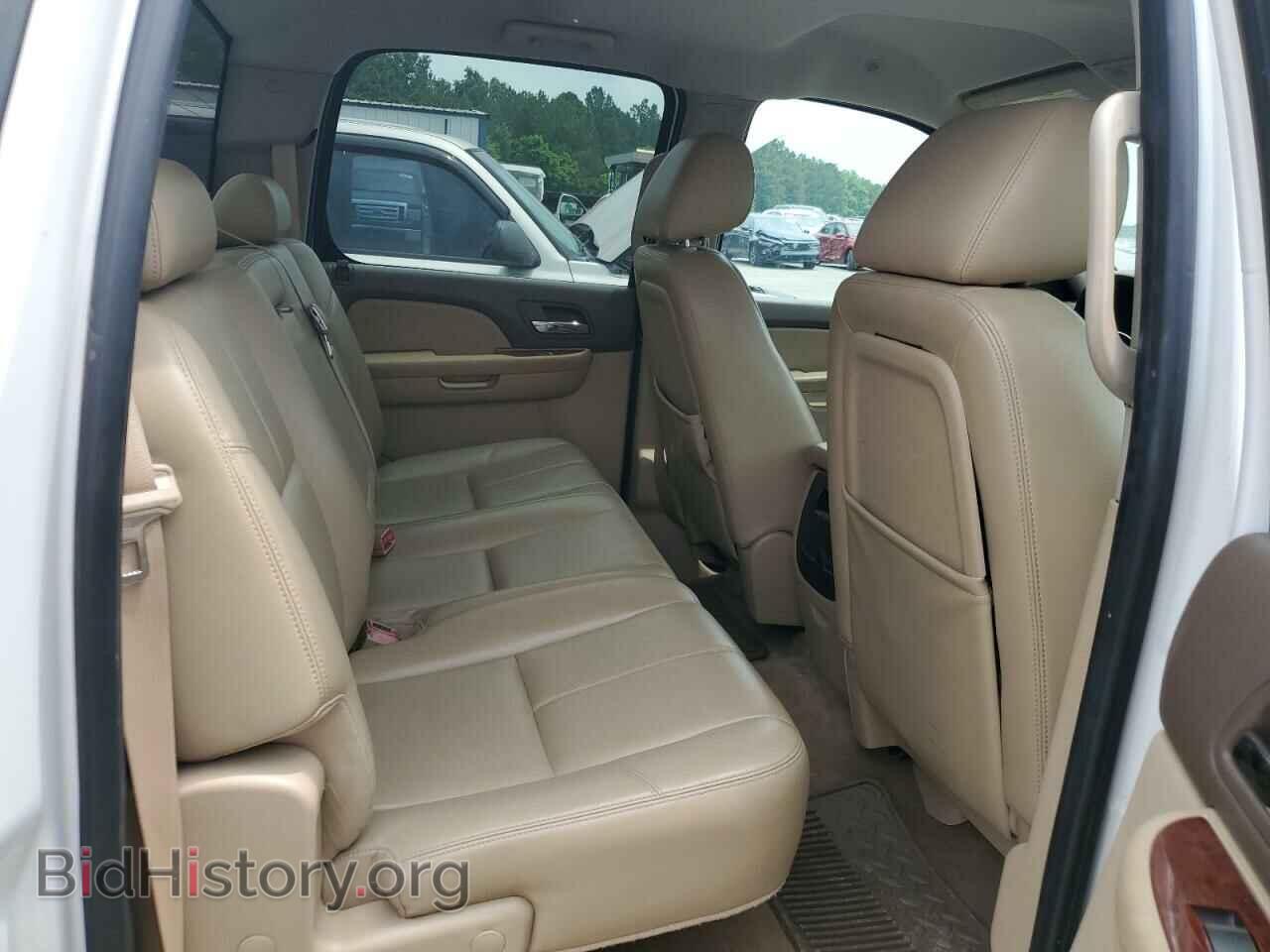 2011 CHEVROLET ALL Models - VIN: 3GCPKTE32BG215245 - Фото 10