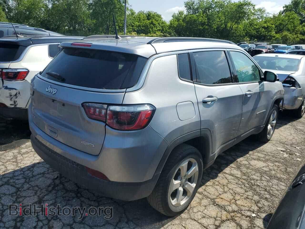 2018 JEEP COMPASS - VIN: 3C4NJDBB3JT349747 - Фото 3