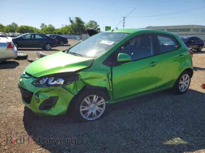 2013 Mazda 2, зеленый — VIN JM1DE1KY6D0154956, Copart
