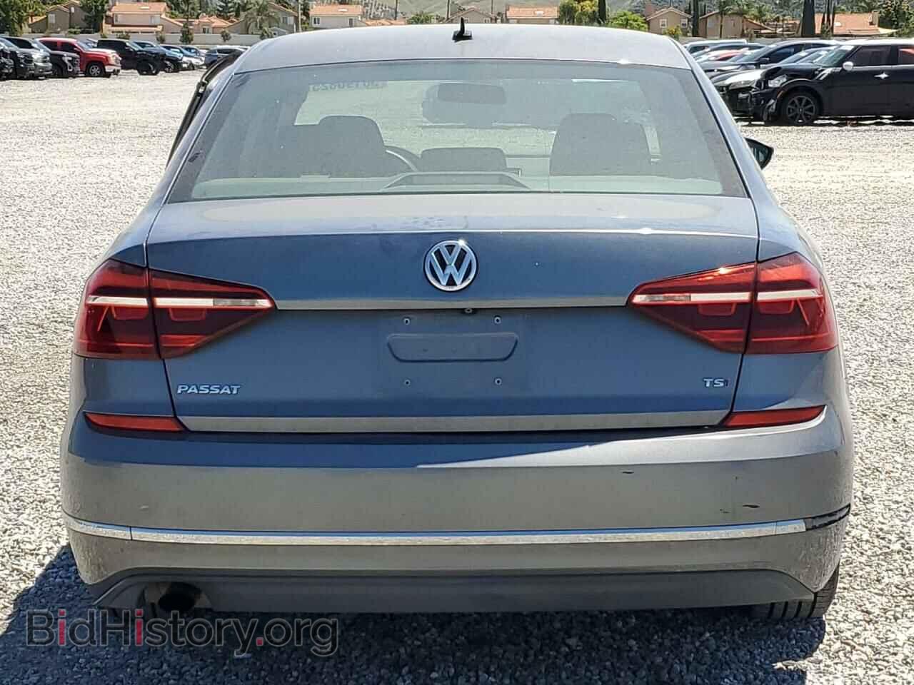 2017 VOLKSWAGEN PASSAT - VIN: 1VWAT7A34HC016349 - Фото 6
