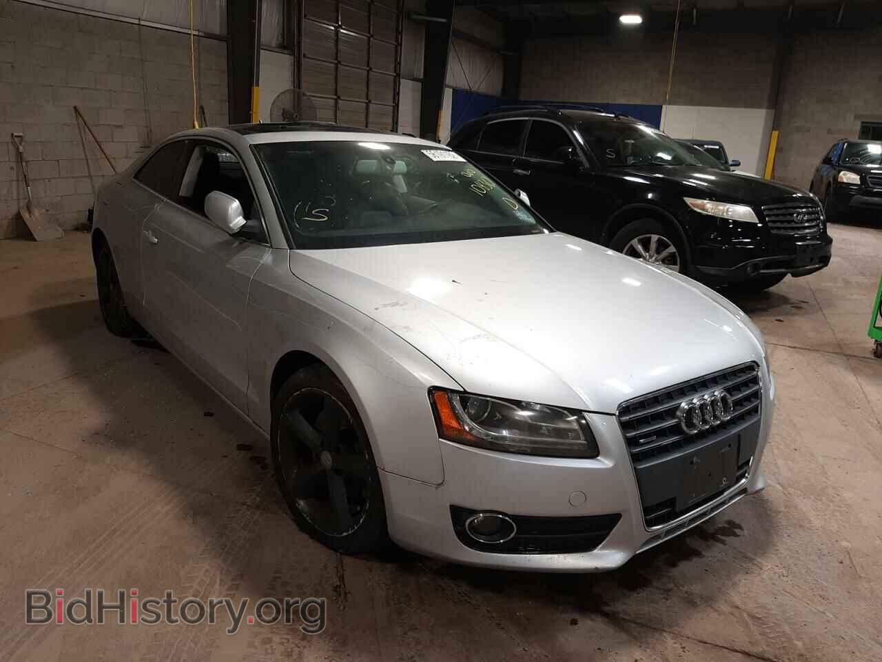 Фотография WAULFAFR5AA023032 - AUDI A5 2010
