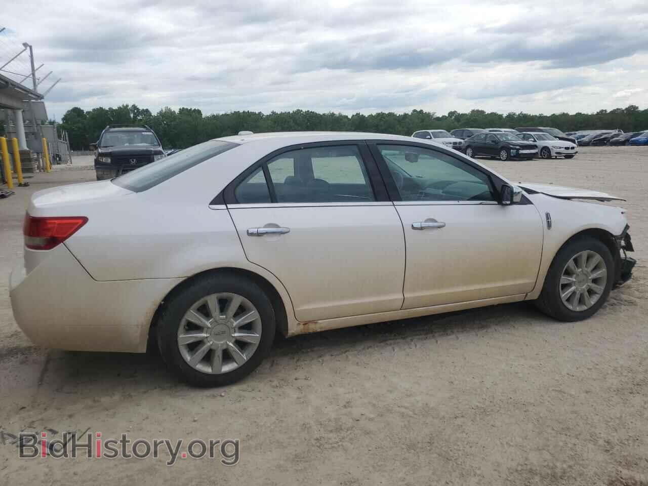 2011 LINCOLN MKZ - VIN: 3LNHL2JC1BR756739 - Фото 3