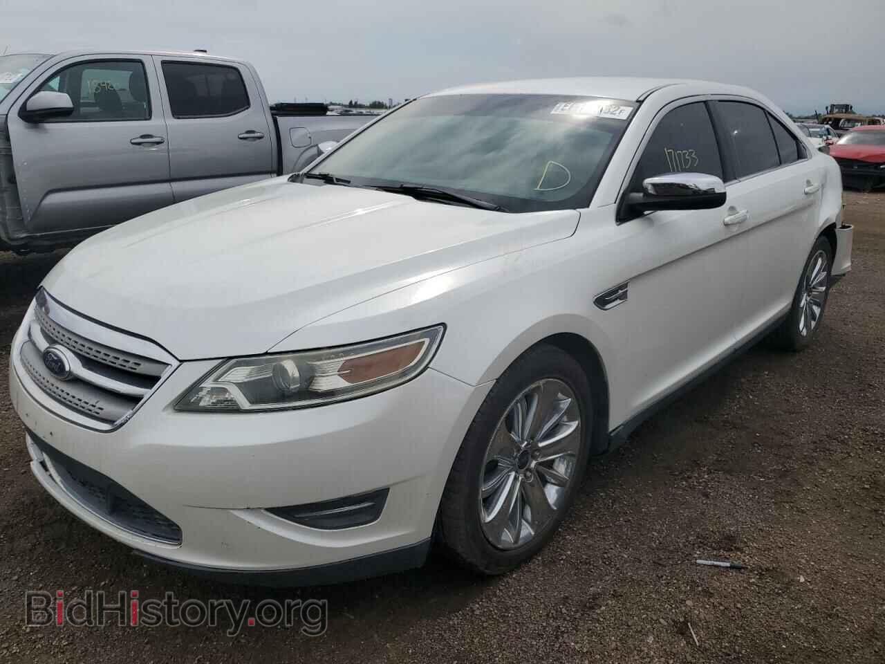 2011 FORD TAURUS - VIN: 1FAHP2FW2BG132330 - Photo 2