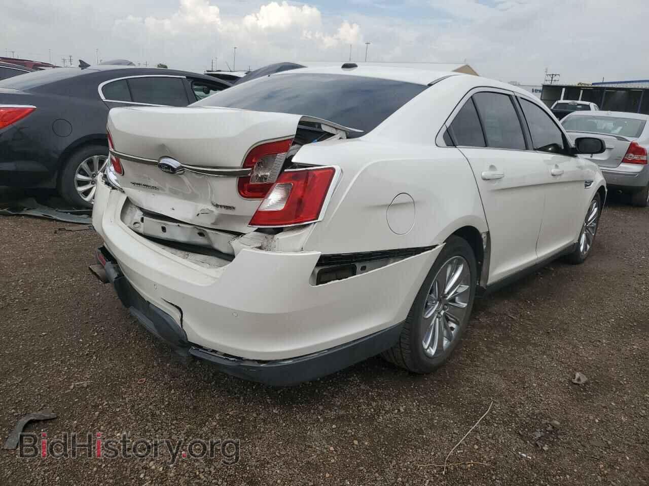 2011 FORD TAURUS - VIN: 1FAHP2FW2BG132330 - Photo 4