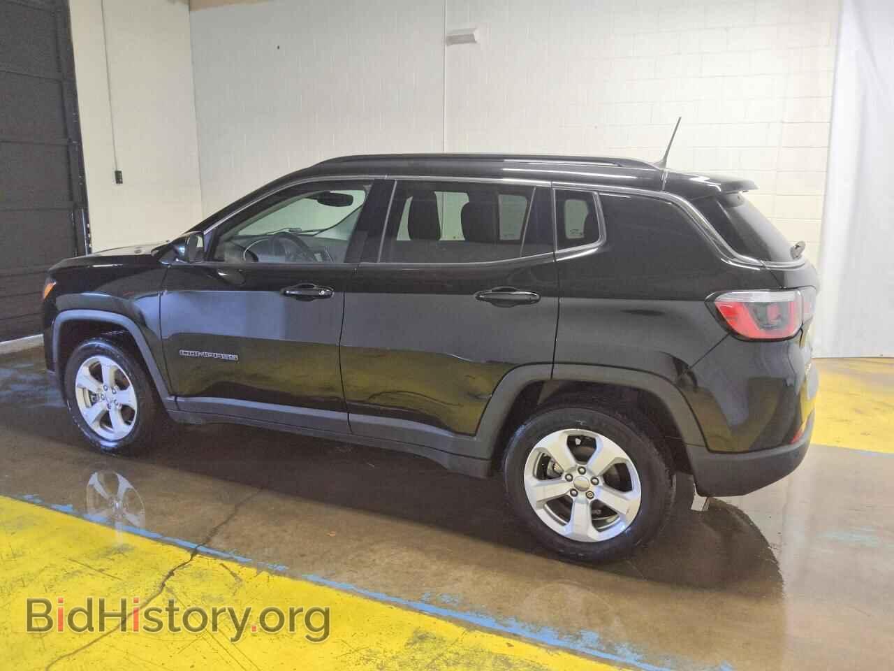 2017 JEEP COMPASS - VIN: 3C4NJDBB3HT651002 - Photo 2