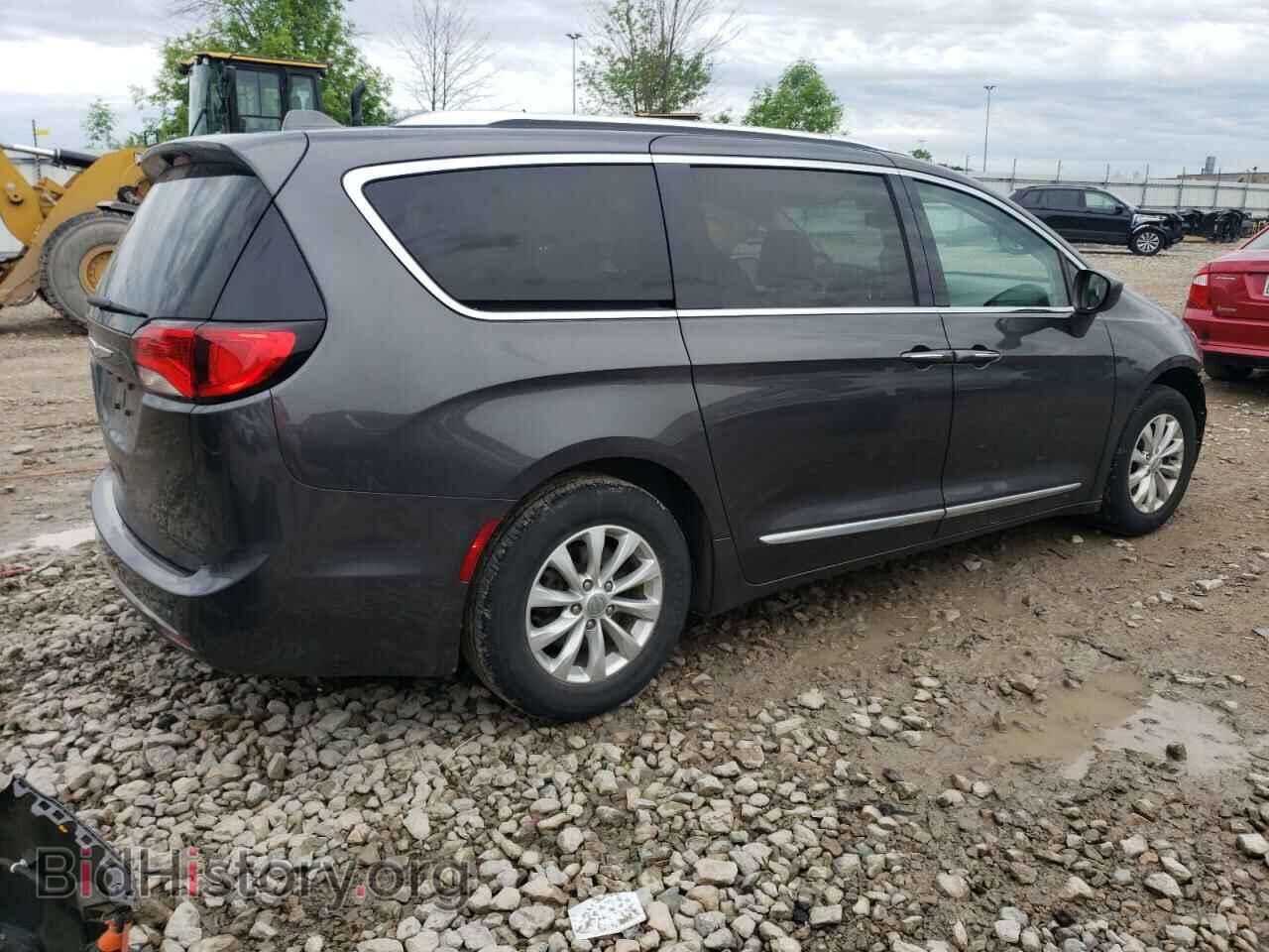 2019 CHRYSLER PACIFICA - VIN: 2C4RC1BG2KR596803 - Фото 3