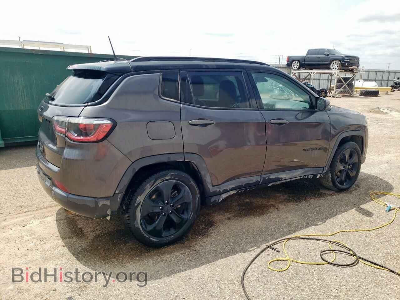 2019 JEEP COMPASS - VIN: 3C4NJCBB1KT762875 - Фото 3