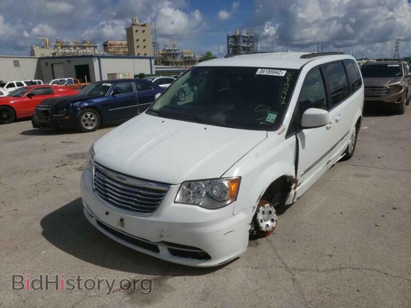 2016 Chrysler MINIVAN (VIN 2C4RC1BG1GR174092) — фото 2 из 10