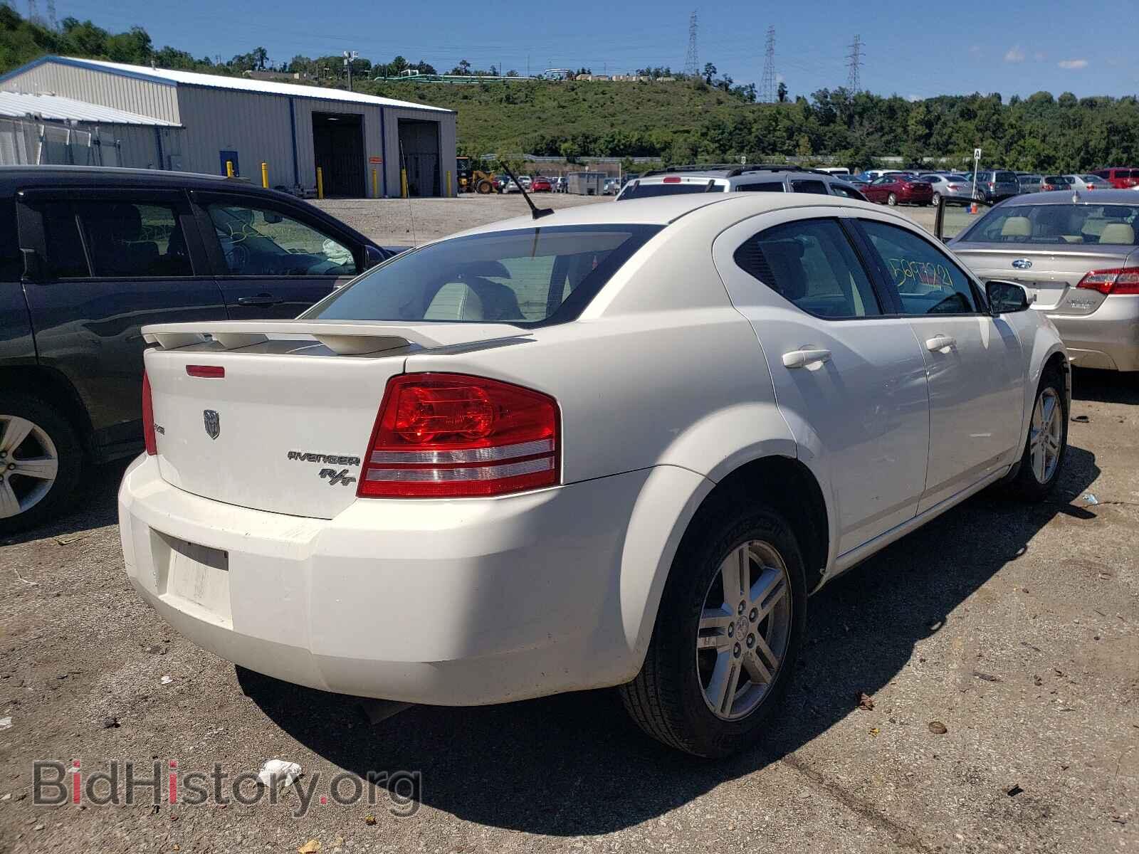 2010 DODGE AVENGER - VIN: 1B3CC5FB8AN205016 - Photo 4