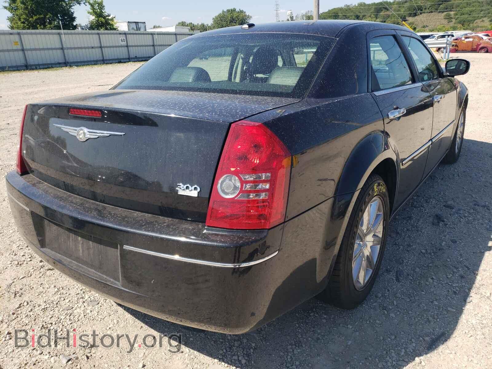 2010 CHRYSLER 300 - VIN: 2C3CA5CV9AH119407 - Фото 4