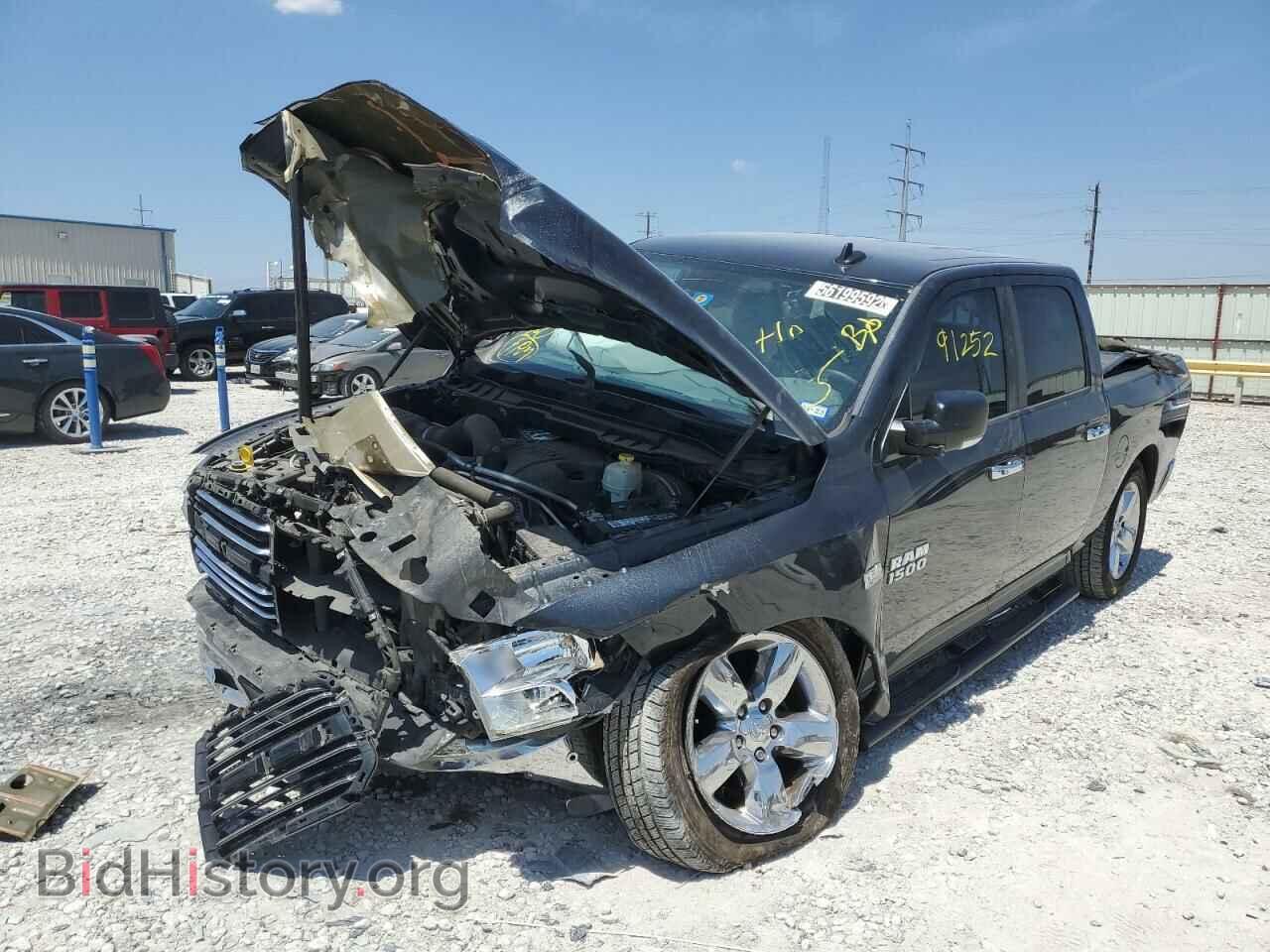 2016 RAM 1500 - VIN: 3C6RR6LT3GG295534 - Фото 2