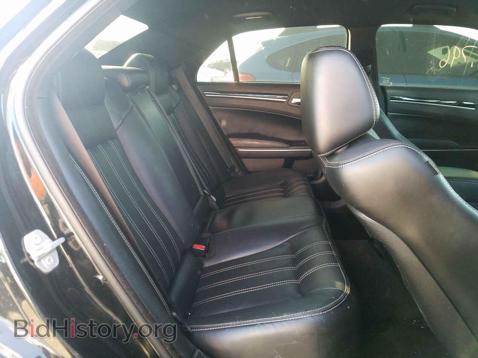 2018 CHRYSLER 300 - VIN: 2C3CCABG7JH227286 - Фото 6