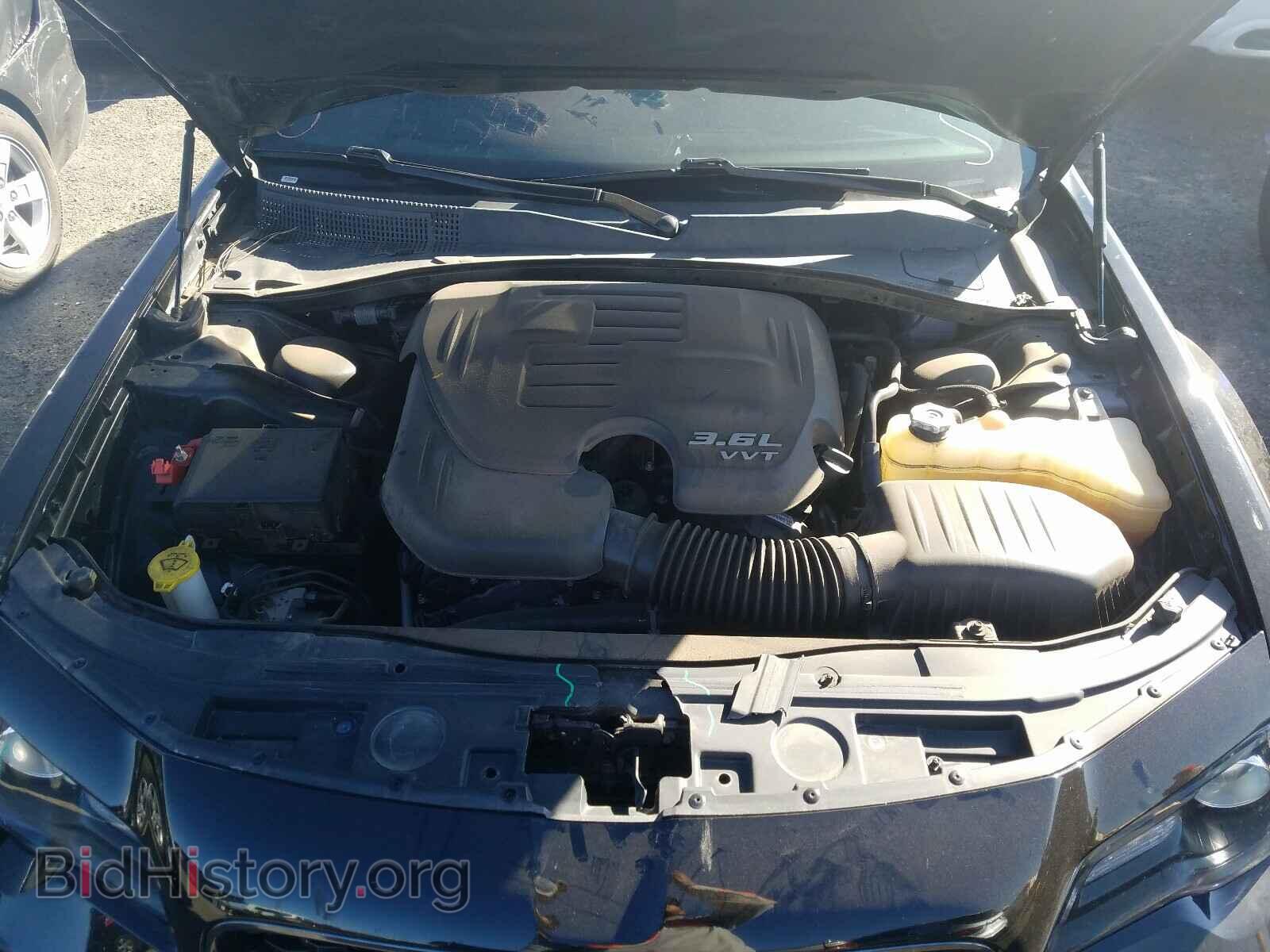 2018 CHRYSLER 300 - VIN: 2C3CCABG7JH227286 - Фото 7