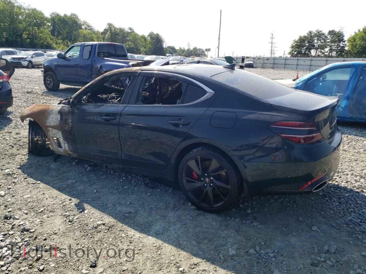 2022 GENESIS G70 BASE - VIN: KMTG54TE8NU094337 - Фото 2