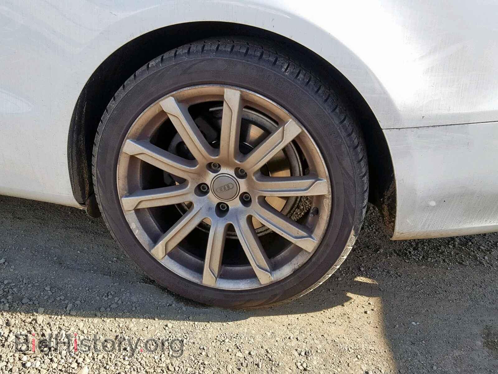 2011 AUDI A5 PREMIUM - VIN: WAULFAFR3BA075339 - Фото 9