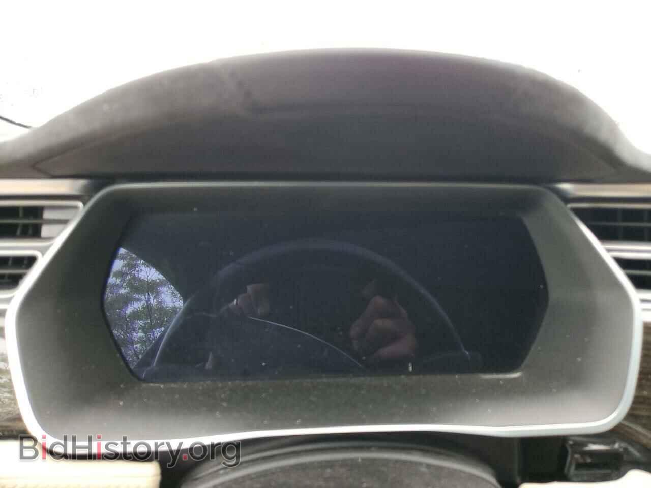 2016 TESLA MODEL S - VIN: 5YJSA1E21GF141029 - Фото 9