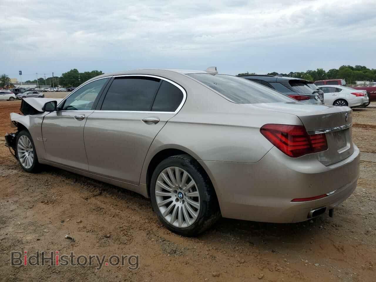 2013 BMW 7 SERIES - VIN: WBAYE4C55DDW22625 - Фото 2