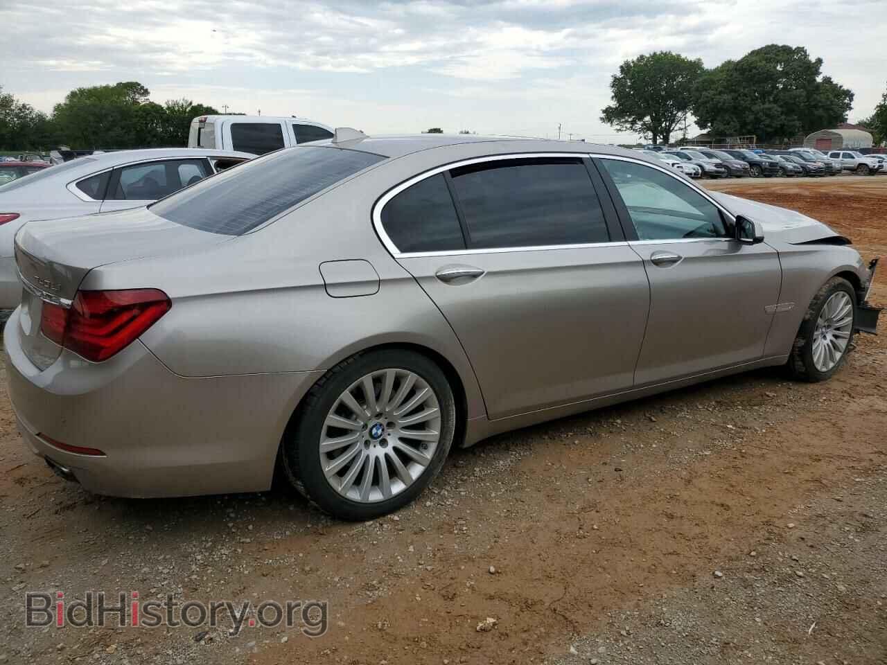 2013 BMW 7 SERIES - VIN: WBAYE4C55DDW22625 - Фото 3